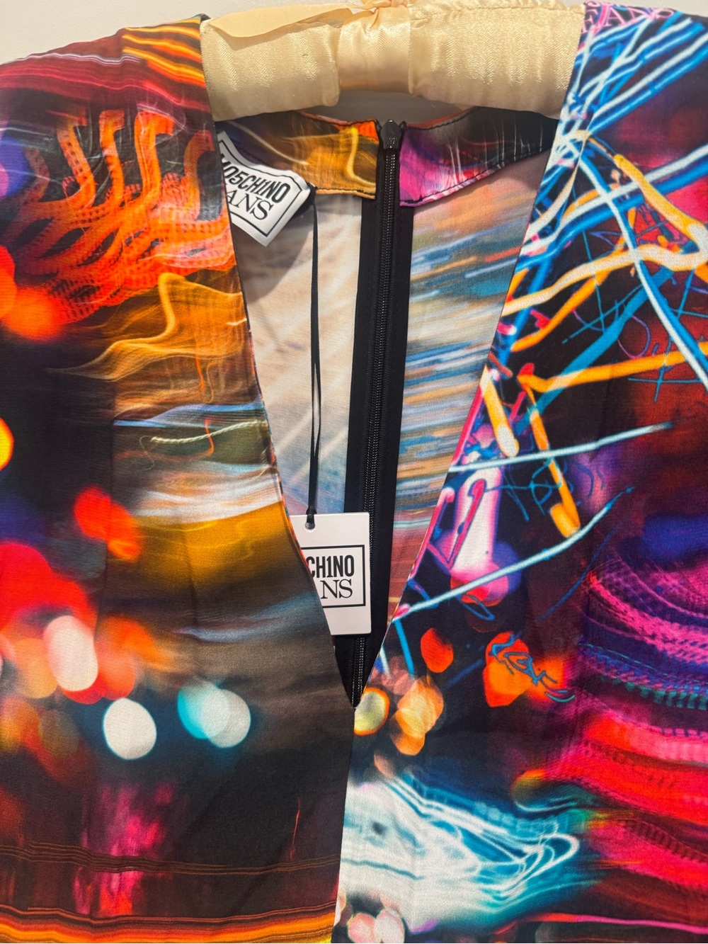 Moschino Jeans NWT Asymmetrical Midi Dress Neon City Print Party Designer size 6 - Picture 4 of 9